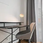 Cruwzo I Towers - Design *
