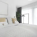 Cruwzo I Towers - Design * Regensburg