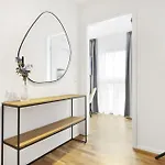 Cruwzo I Towers - Design Daire