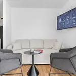 Cruwzo I Towers - Design Regensburg