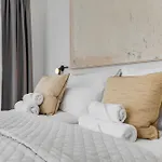Cruwzo I Towers - Design