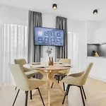 Cruwzo I Towers - Design Daire Regensburg