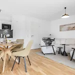 Cruwzo I Towers - Design Daire