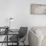 Cruwzo I Towers - Design Regensburg