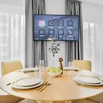 Cruwzo I Towers - Design Daire *