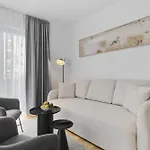 Cruwzo I Towers - Design