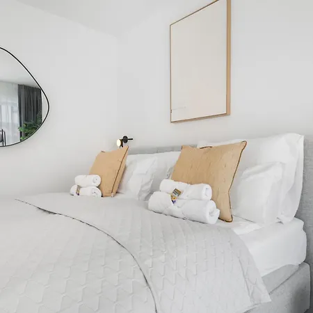 Cruwzo I Towers - Design * Ρέγκενσμπουργκ