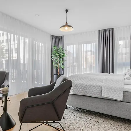 Cruwzo I Towers - Design Ρέγκενσμπουργκ