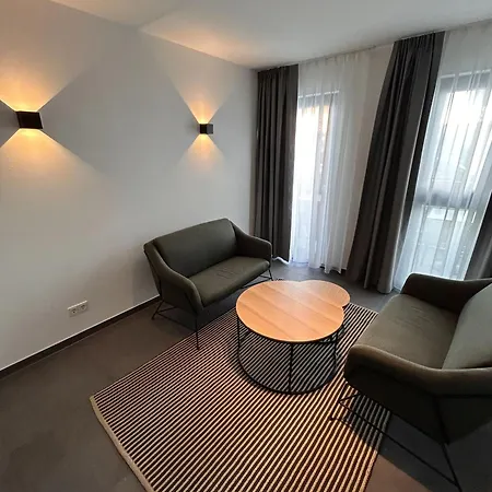 Cruwzo I Towers - Design *