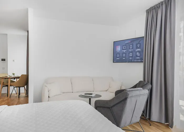 Cruwzo I Towers - Design *